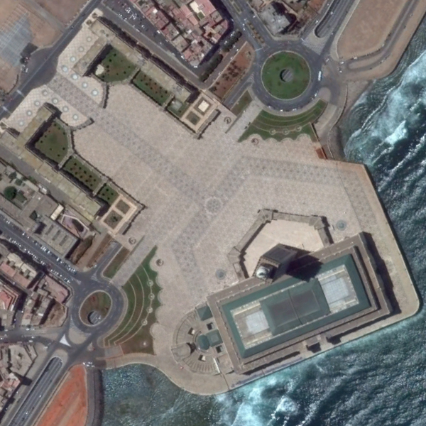square_105.jpg