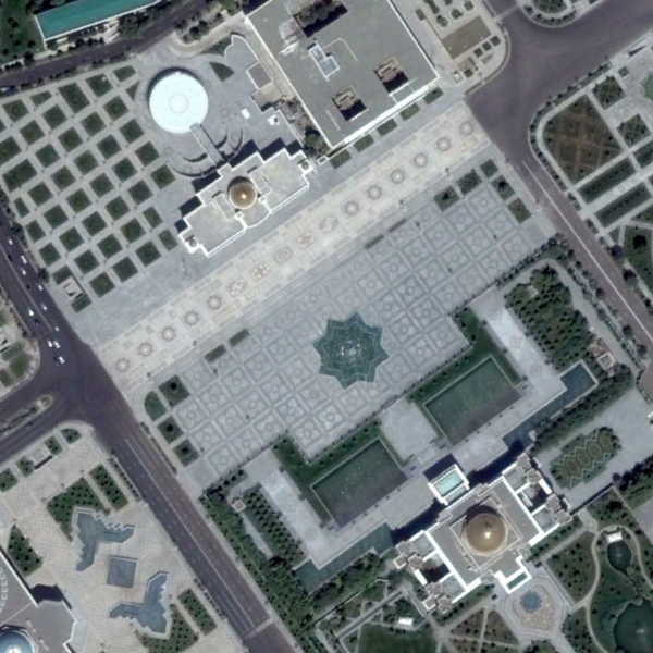 square_142.jpg